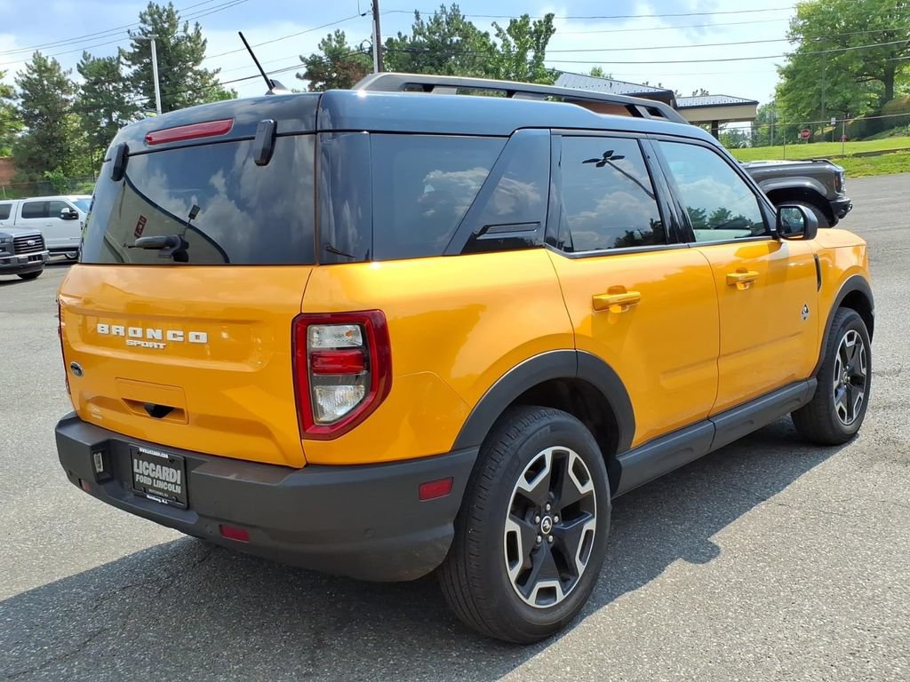 Certified 2023 Ford Bronco Sport Outer Banks w/ Tech Package AWD/4WD image 6