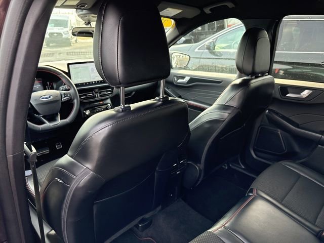 Certified 2023 Ford Escape ST-Line w/ Tech Pack #1 image 31