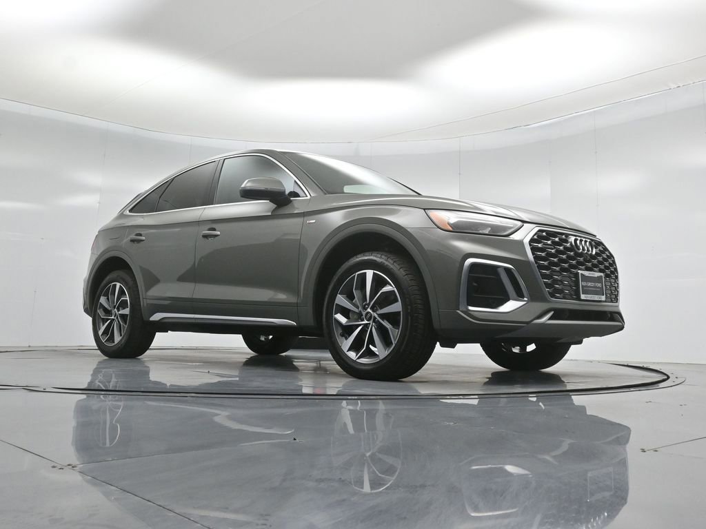 Used 2023 Audi Q5 2.0T Premium w/ Convenience Package image 5