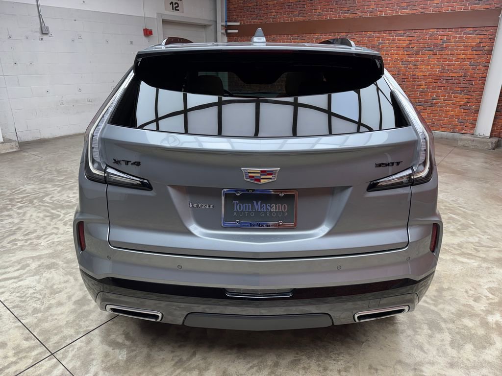 Used 2024 Cadillac XT4 Sport FWD image 4