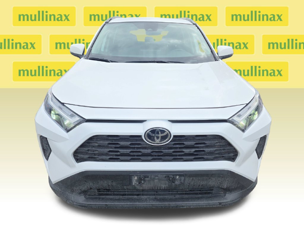 Used 2025 Toyota RAV4 XLE AWD/4WD image 16