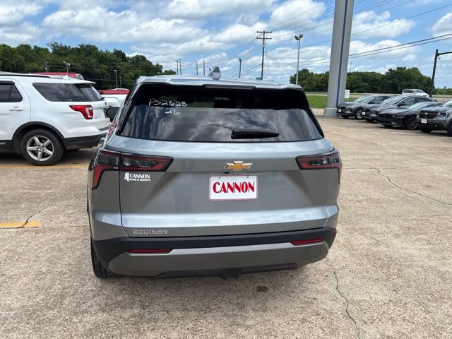 Used 2026 Chevrolet Equinox LT w/ Convenience Package II FWD image 8