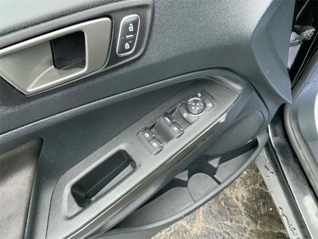 Certified 2022 Ford EcoSport SE image 13