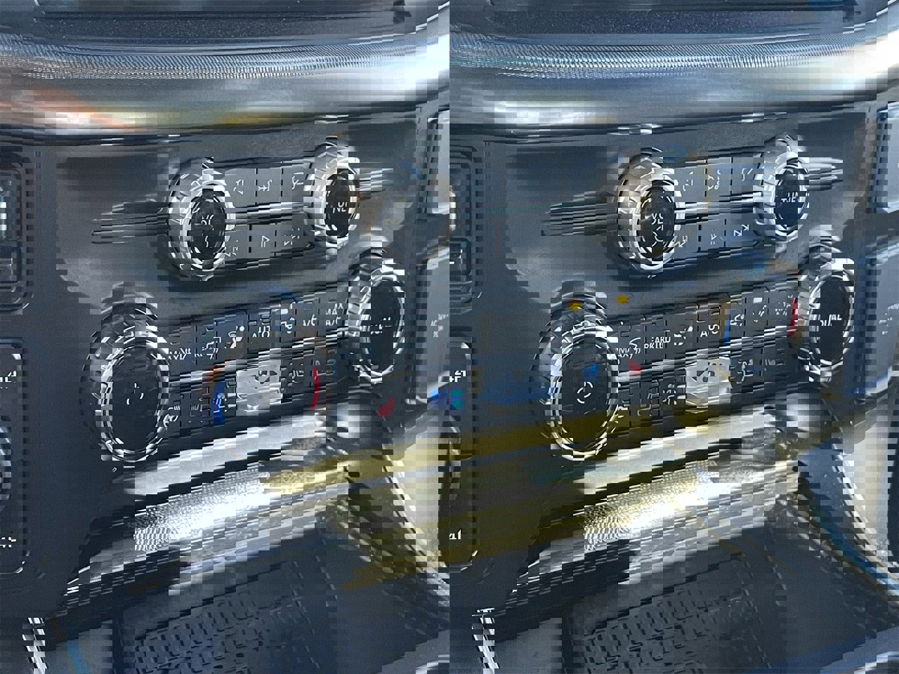 Certified 2024 Ford F150 Raptor image 26