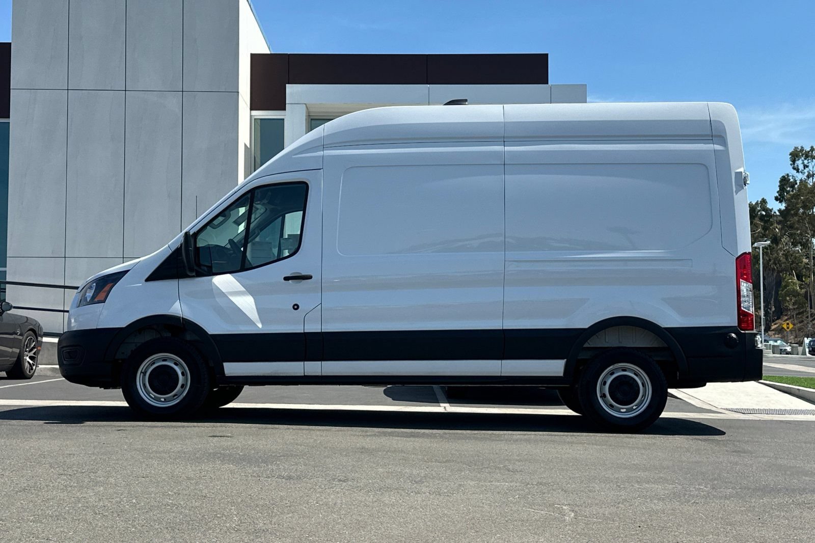 Certified 2026 Ford Transit 250 148 High Roof RWD image 6