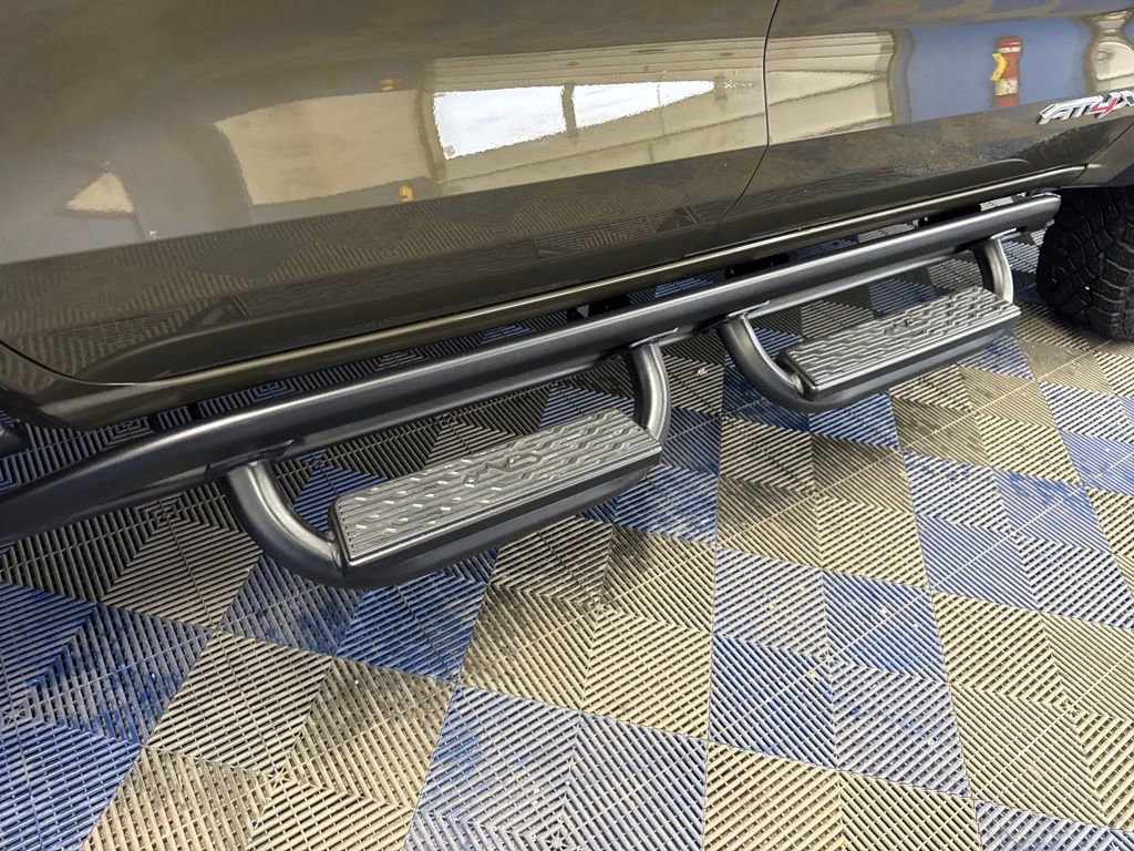 Used 2024 GMC Canyon AT4X image 34