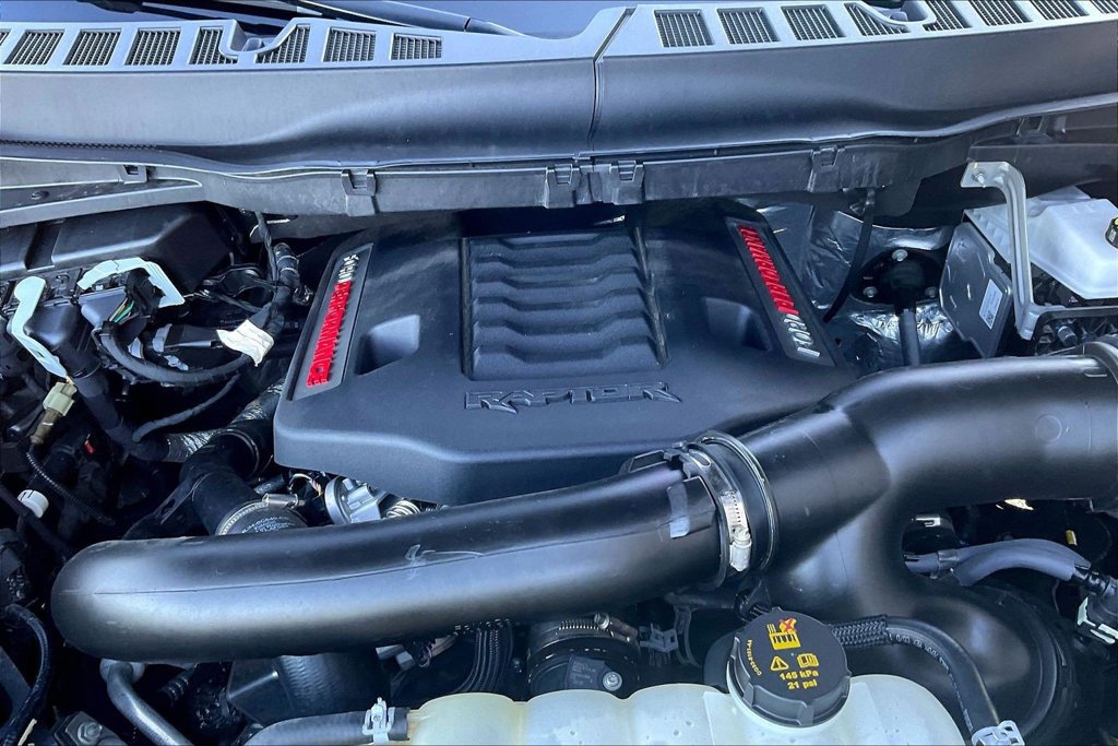 Certified 2025 Ford F150 Raptor AWD/4WD image 31