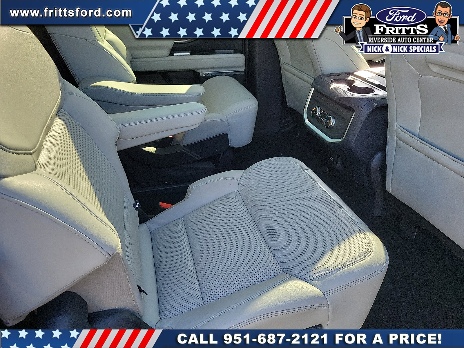 Certified 2025 Ford Expedition Max Platinum w/ Driver's Package AWD/4WD image 17