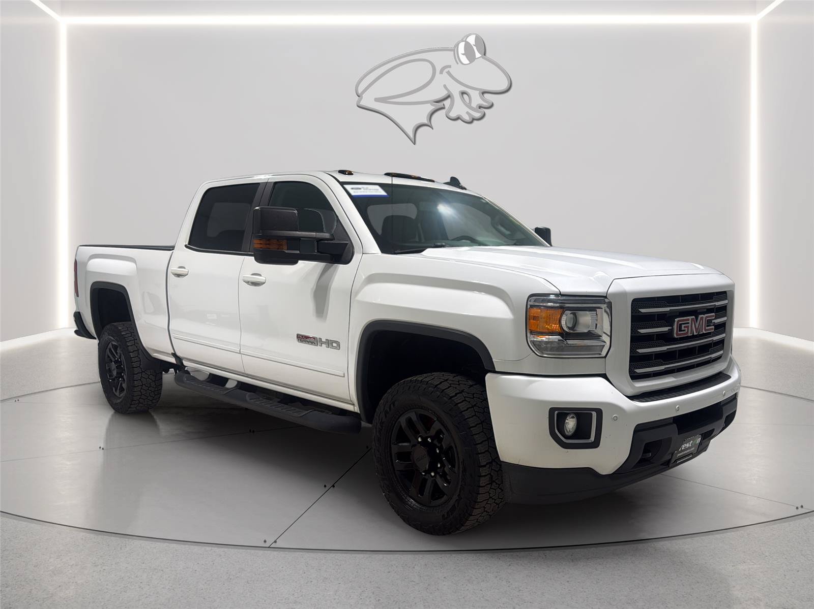 Used 2017 GMC Sierra 2500 SLT w/ All Terrain X HD Package AWD/4WD image 9