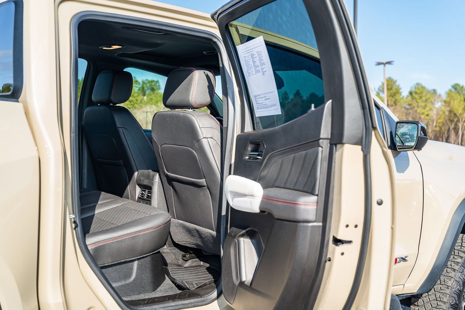 Used 2023 GMC Canyon AT4X image 19