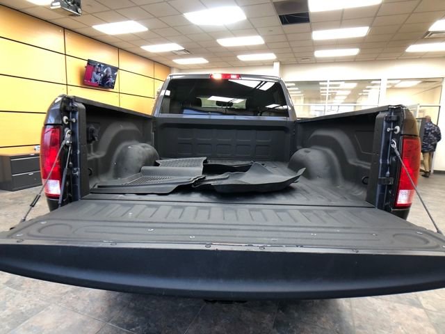 Used 2018 RAM 2500 Tradesman w/ Chrome Appearance Group image 21