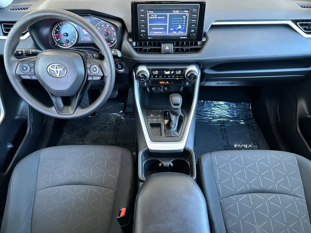 Used 2021 Toyota RAV4 XLE w/ Carpet Mat Package (TMS) FWD image 12