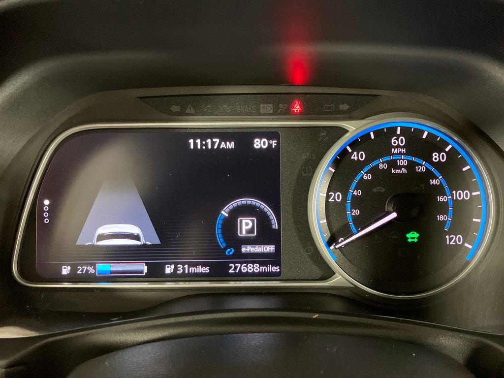 Used 2021 Nissan Leaf SV w/ SV Technology Package image 19