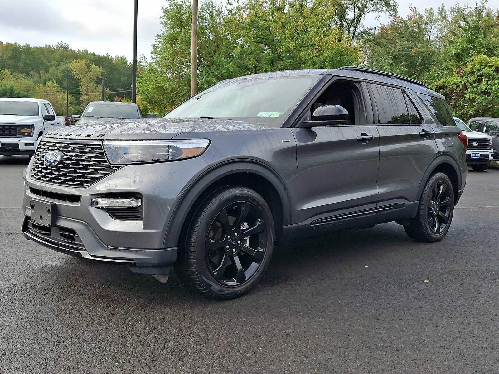 Certified 2023 Ford Explorer ST-Line w/ Class IV Trailer Tow Package AWD/4WD image 3