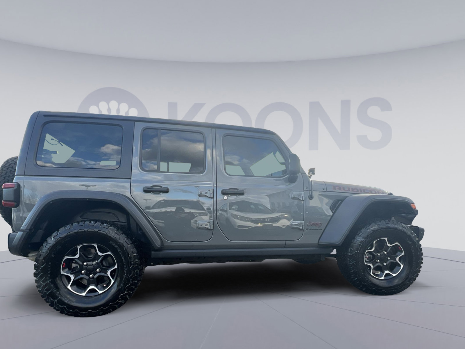 Used 2023 Jeep Wrangler Unlimited Rubicon w/ Steel Bumper Group image 8
