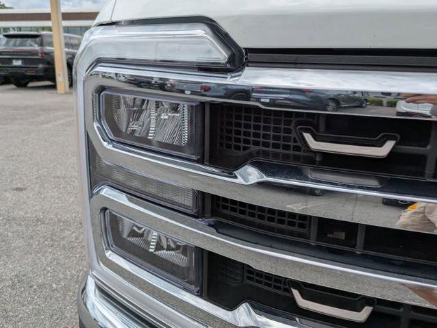 Certified 2024 Ford F350 King Ranch w/ Chrome Package AWD/4WD image 10