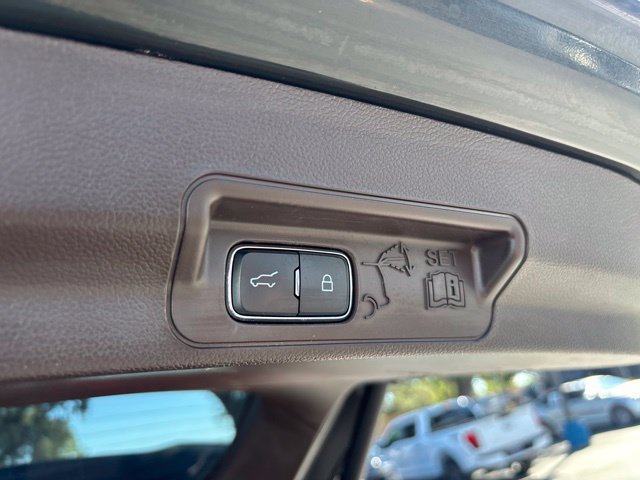 Certified 2023 Ford Explorer King Ranch w/ Technology Package AWD/4WD image 12