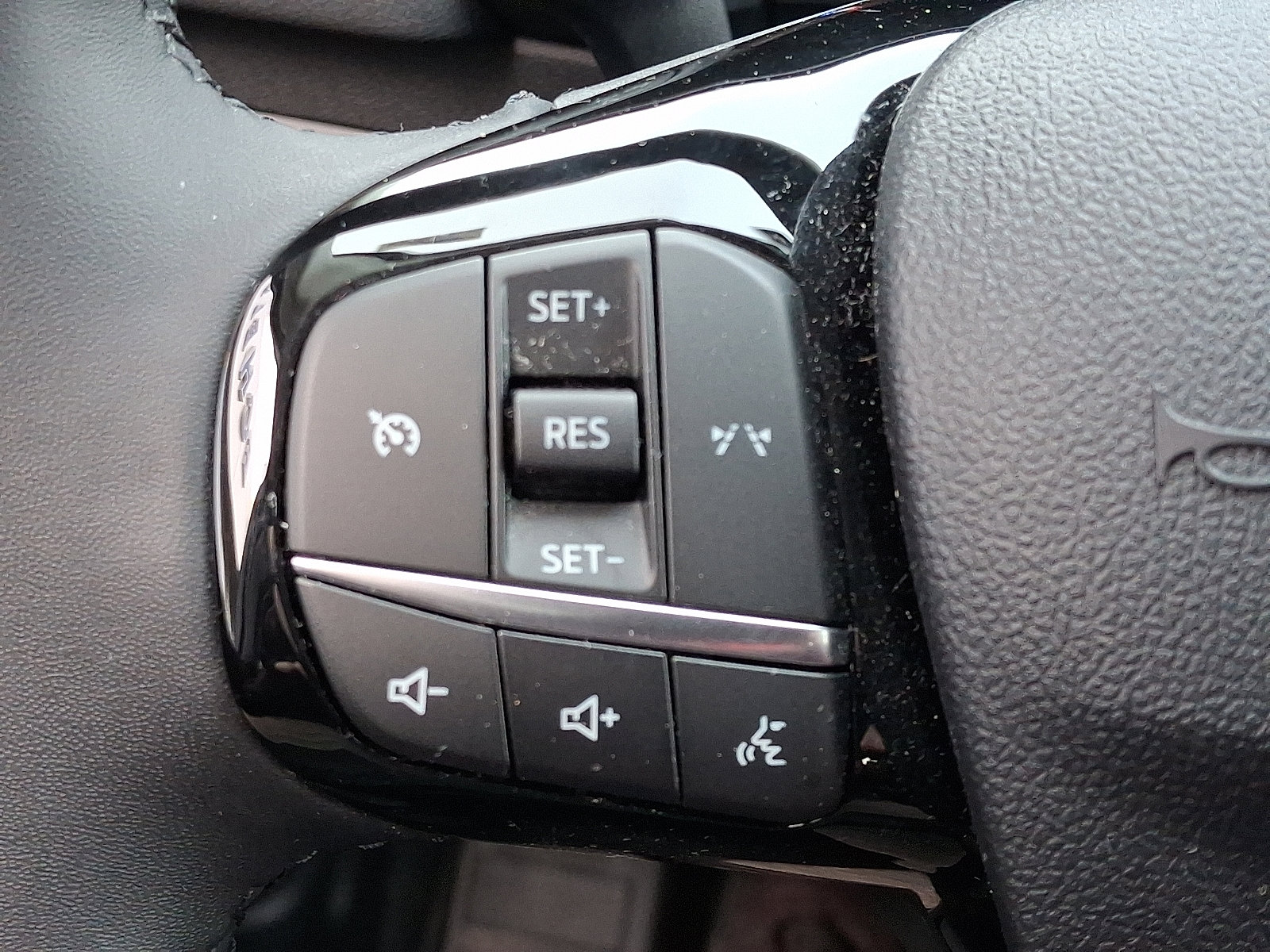 Certified 2023 Ford Escape Active image 24