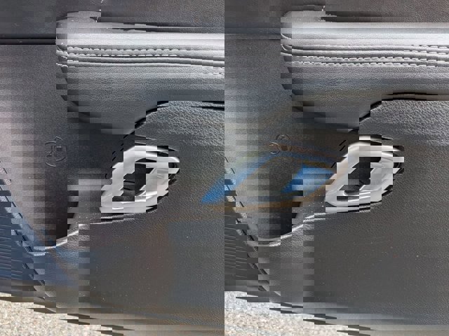 Used 2023 Dodge Challenger GT w/ Plus Package image 29