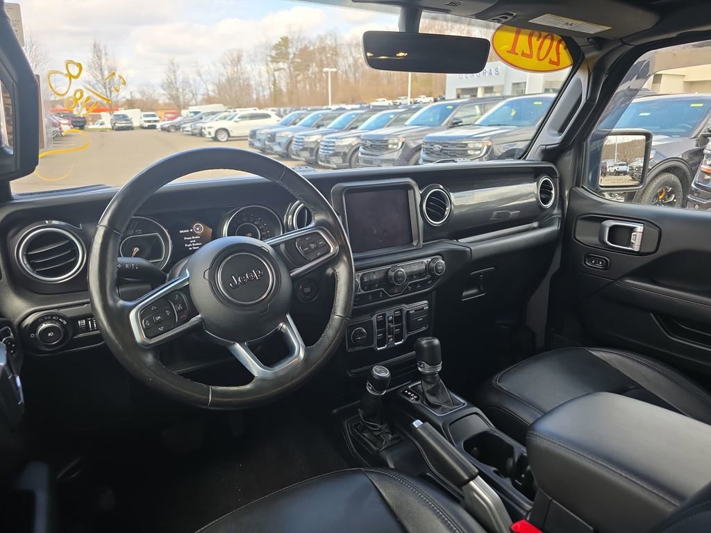 Used 2021 Jeep Wrangler Unlimited Sahara AWD/4WD image 19