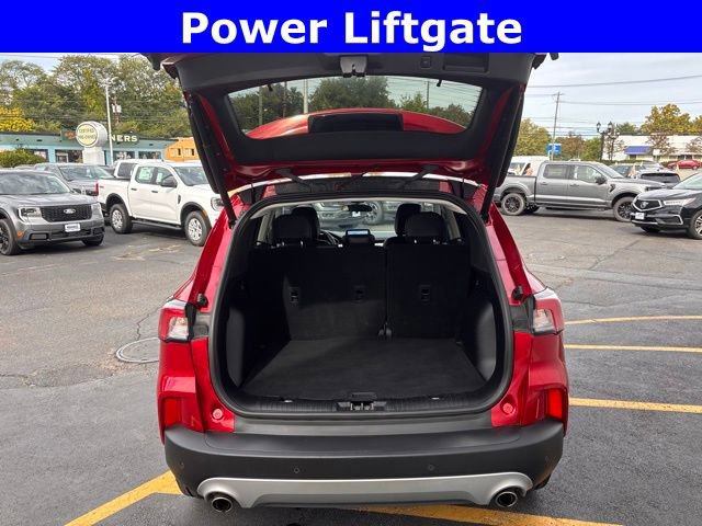 Certified 2022 Ford Escape SEL image 11