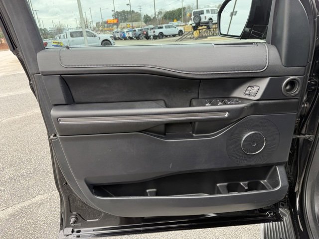 Certified 2021 Ford Expedition XLT image 10