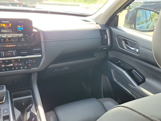 Used 2022 Nissan Pathfinder SL w/ SL Premium Package FWD image 23