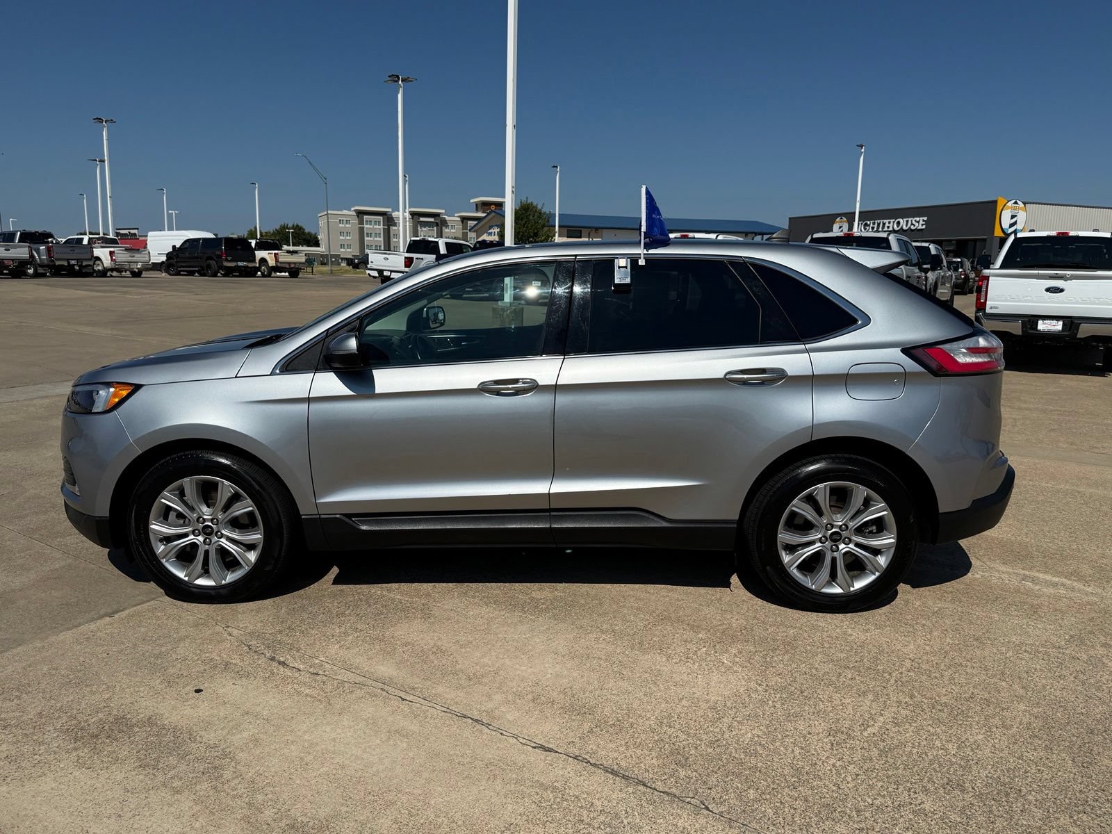 Certified 2024 Ford Edge Titanium AWD/4WD image 8