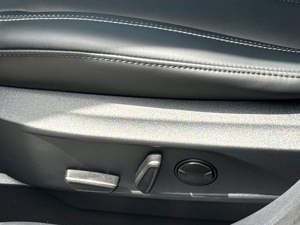 Certified 2025 Ford Mustang Mach-E Select RWD image 28