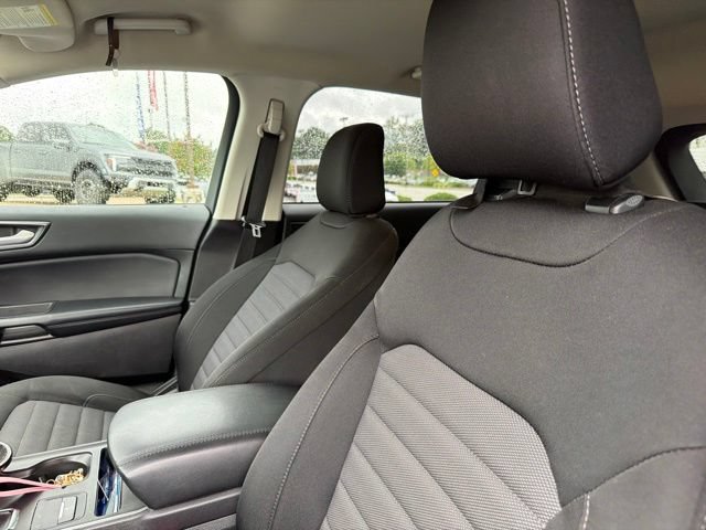 Certified 2023 Ford Edge SE w/ Black Appearance Package AWD/4WD image 16