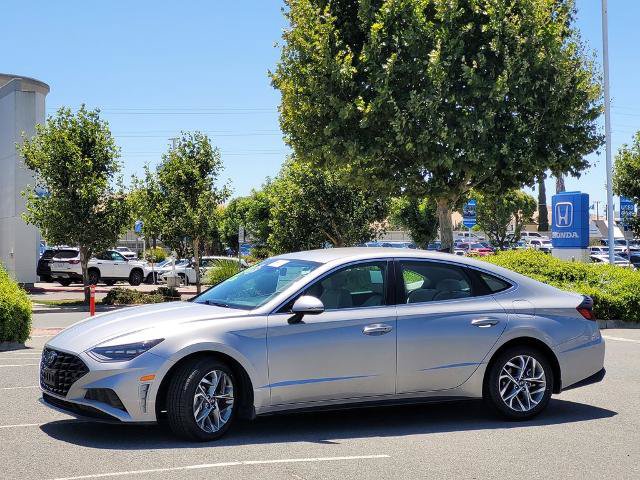 Used 2023 Hyundai Sonata SEL w/ Preferred Accessory Package FWD image 7