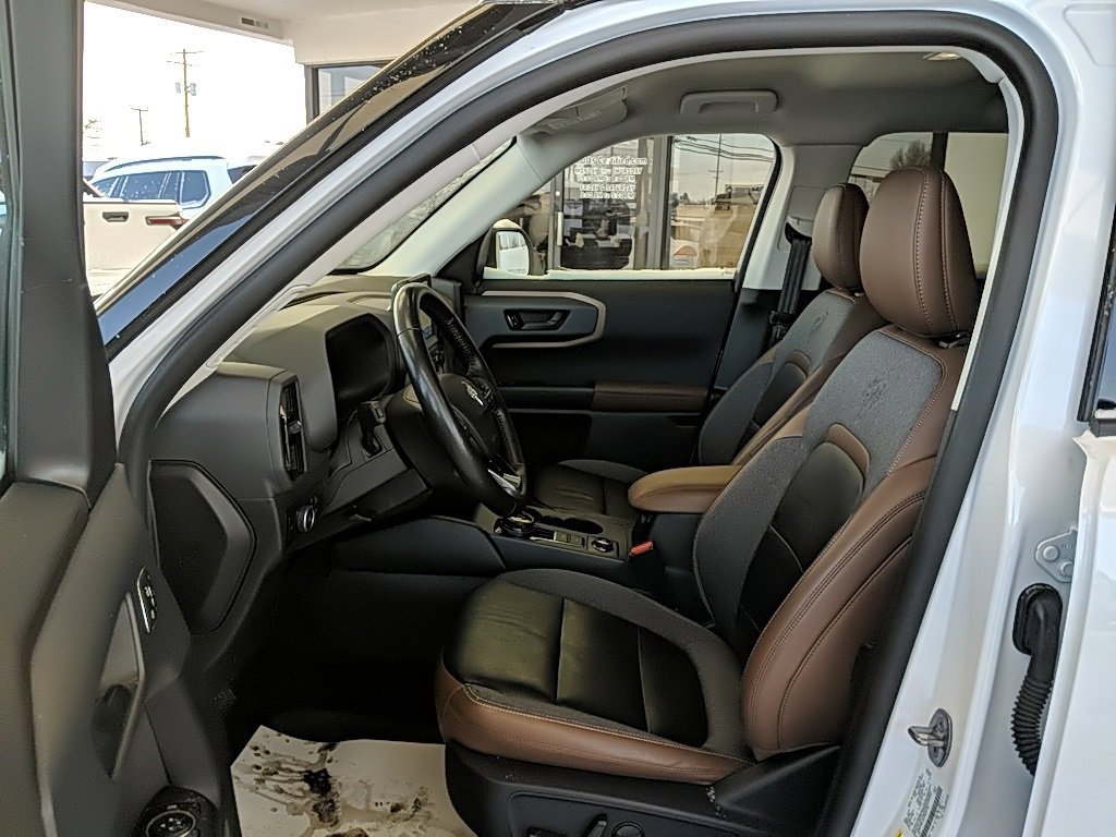 Certified 2023 Ford Bronco Sport Outer Banks w/ Tech Package image 10