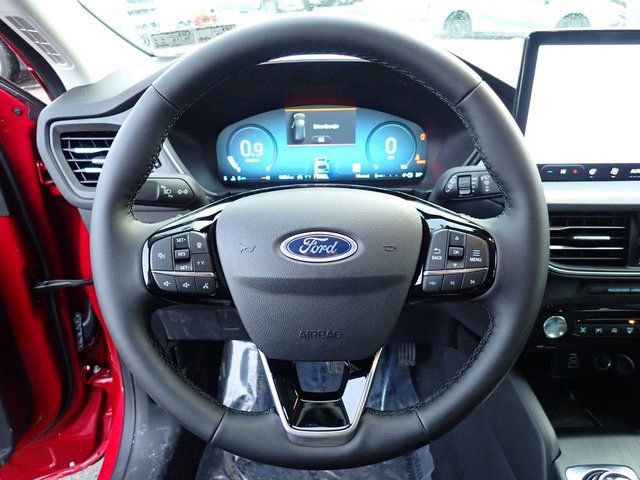 Certified 2024 Ford Escape Platinum w/ Premium Technology Package image 24
