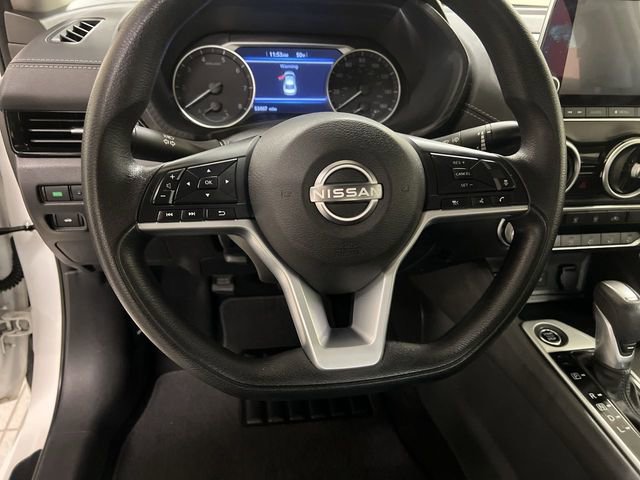 Used 2024 Nissan Sentra SV FWD image 9