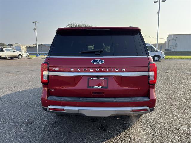 Certified 2022 Ford Expedition XLT image 4