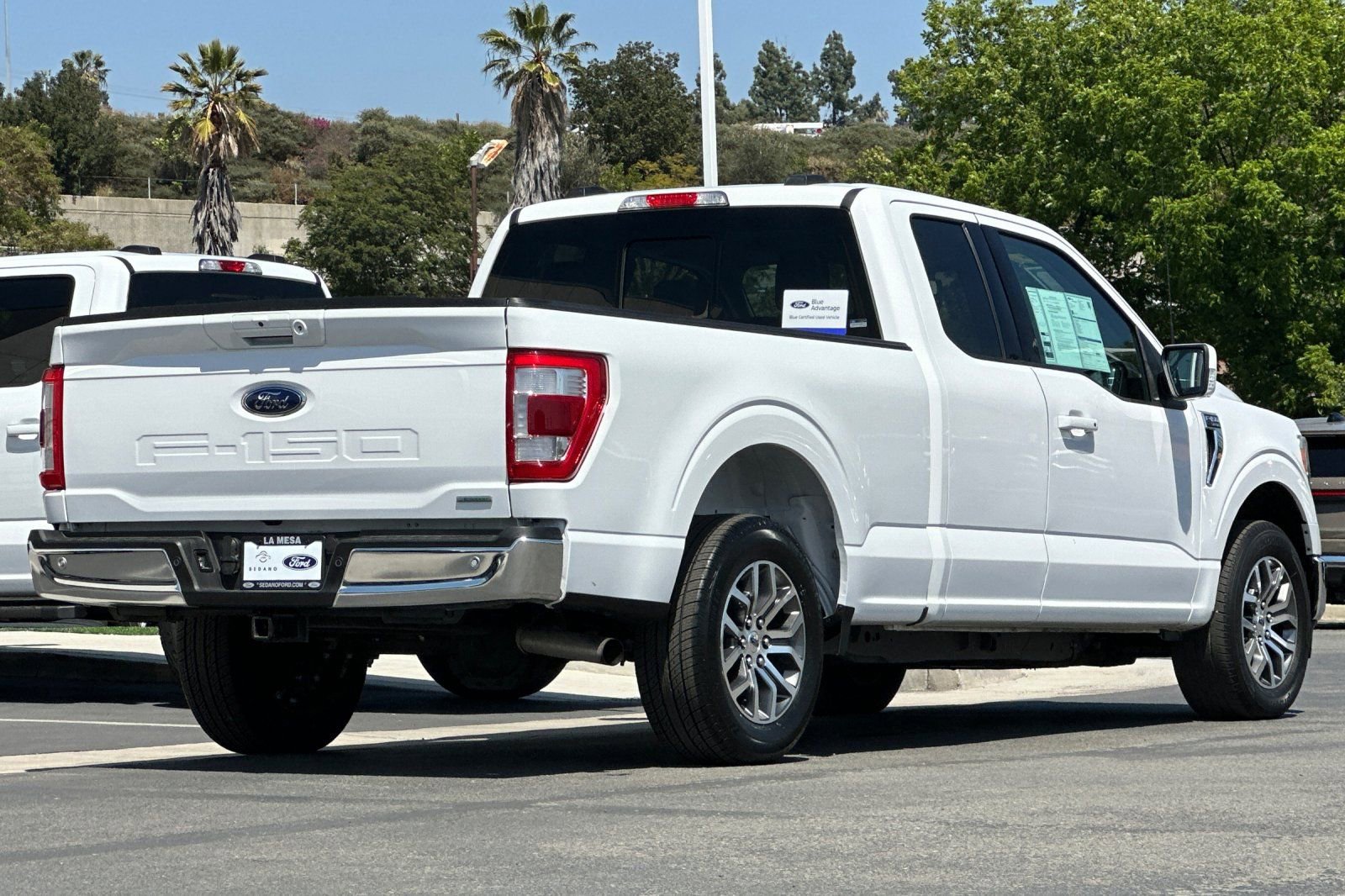 Certified 2022 Ford F150 Lariat w/ Trailer Tow Package RWD image 3