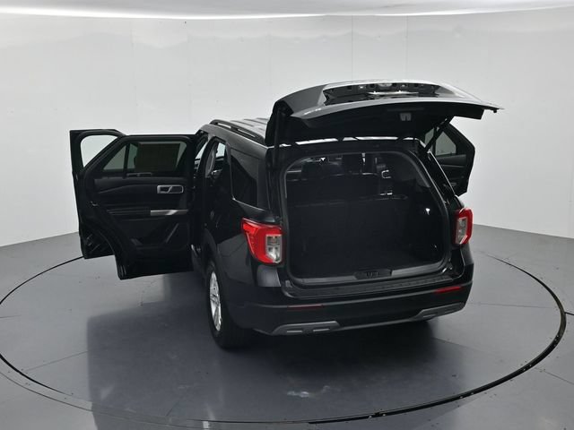 Certified 2023 Ford Explorer XLT w/ Equipment Group 202A AWD/4WD image 48