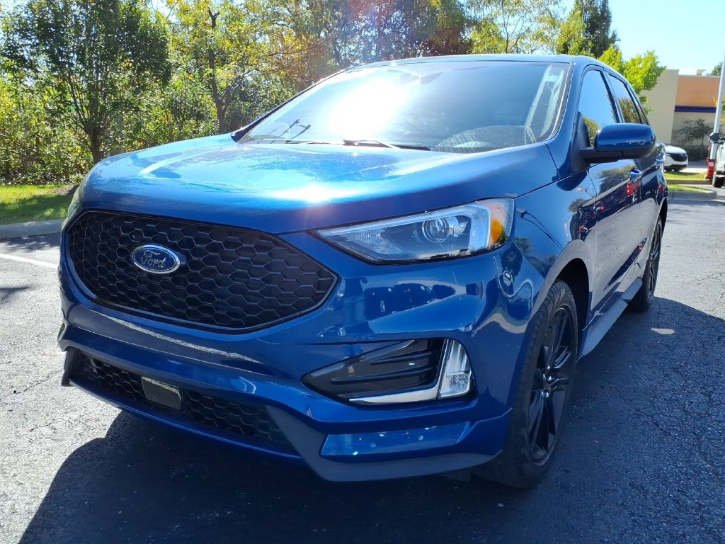 Certified 2023 Ford Edge ST-Line w/ Class II Trailer Tow Package