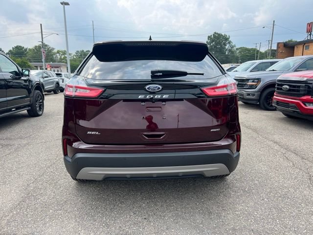 Certified 2024 Ford Edge SEL w/ Convenience Package AWD/4WD image 5