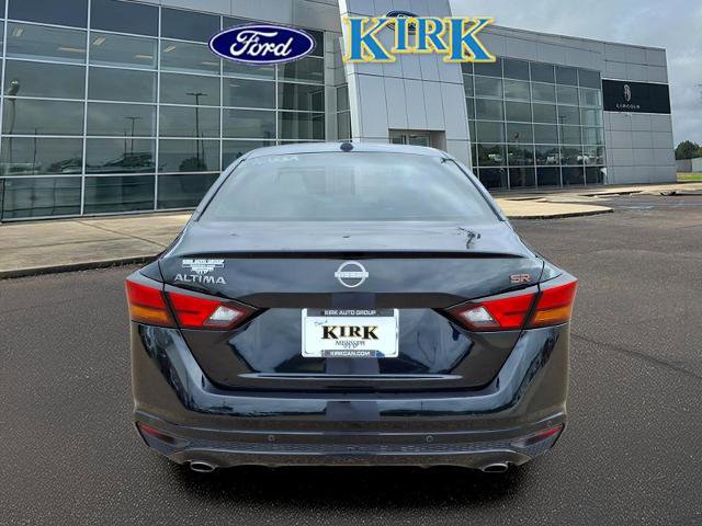 Used 2025 Nissan Altima 2.5 SR FWD image 4