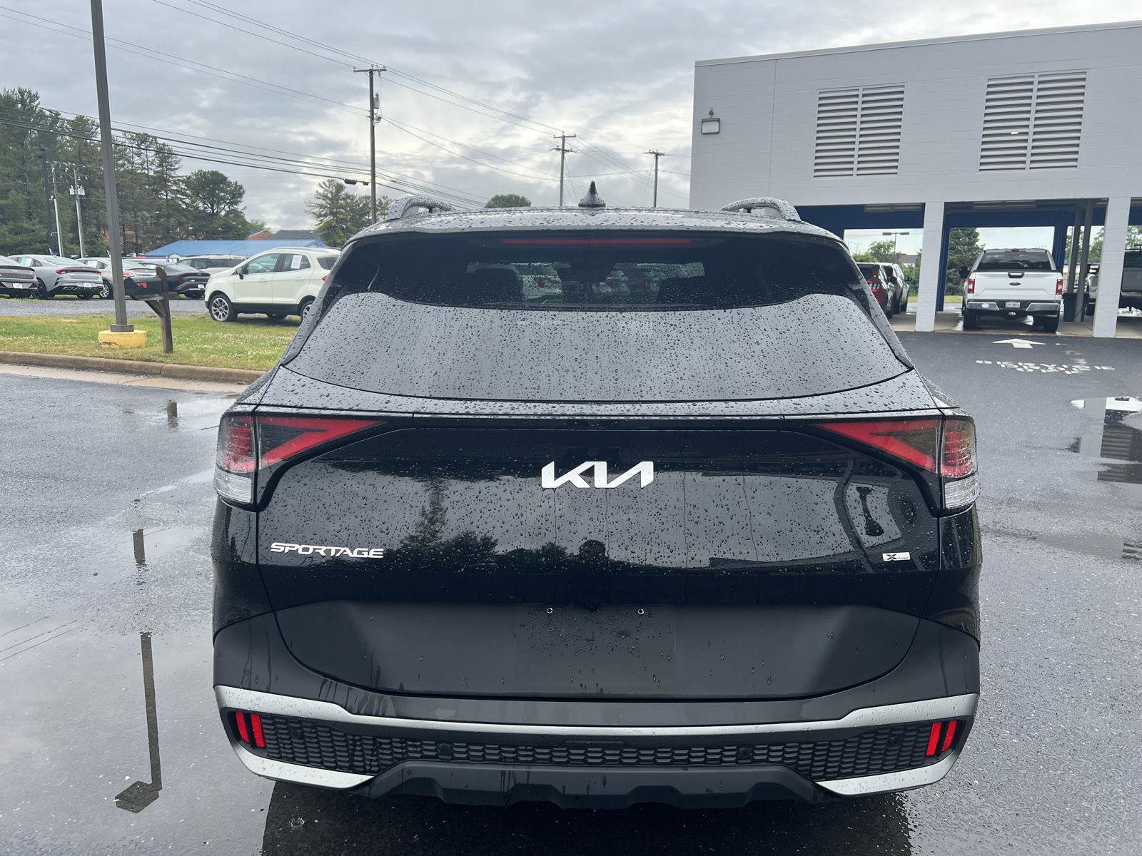Used 2023 Kia Sportage X-Line w/ X-Line Premium Package AWD/4WD image 4
