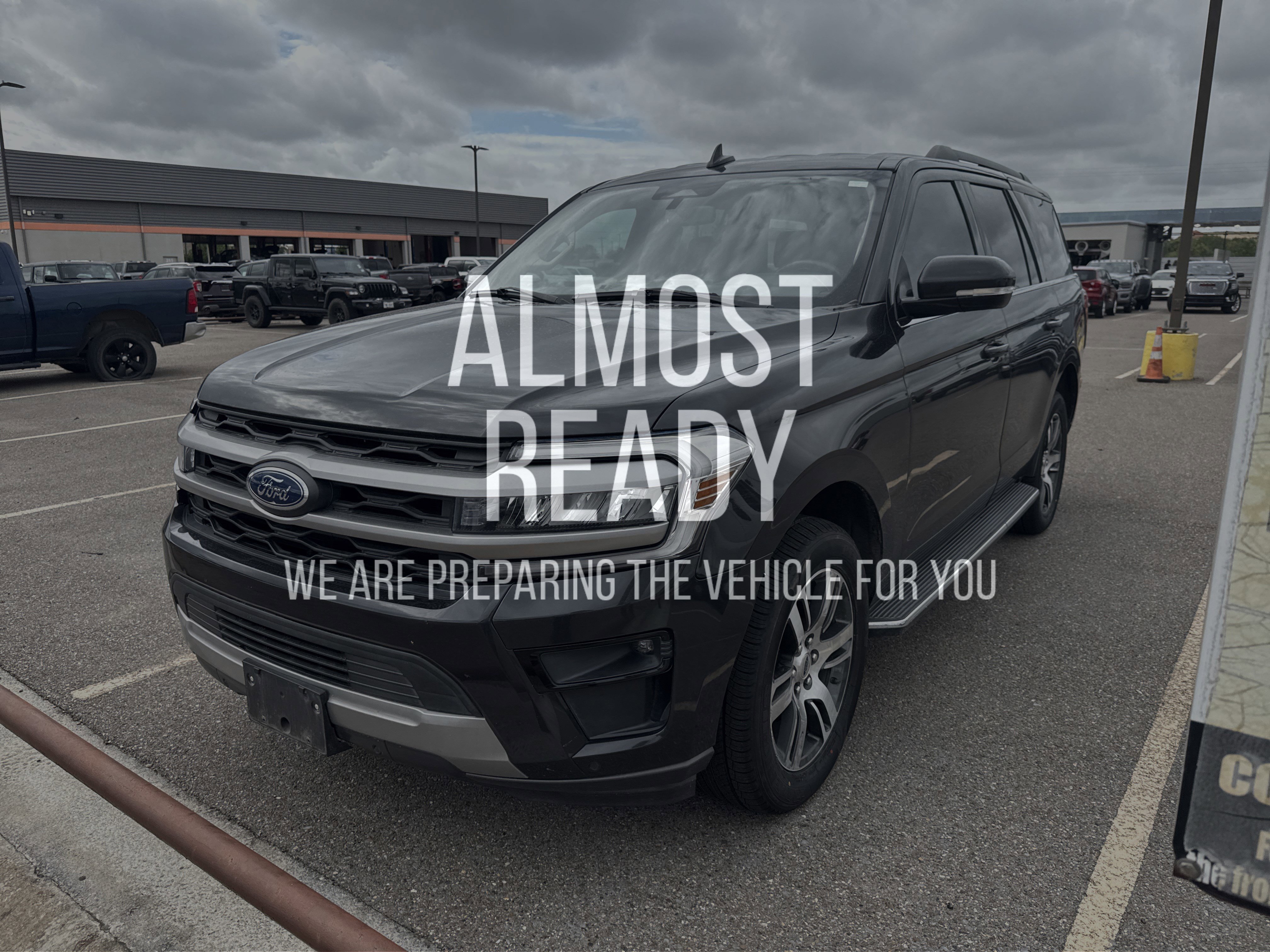 Certified 2023 Ford Expedition XLT RWD image 2