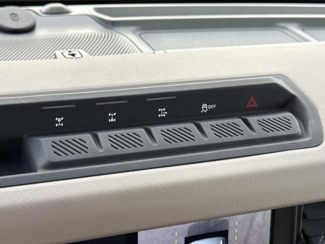 Certified 2023 Ford Bronco Wildtrak AWD/4WD image 26