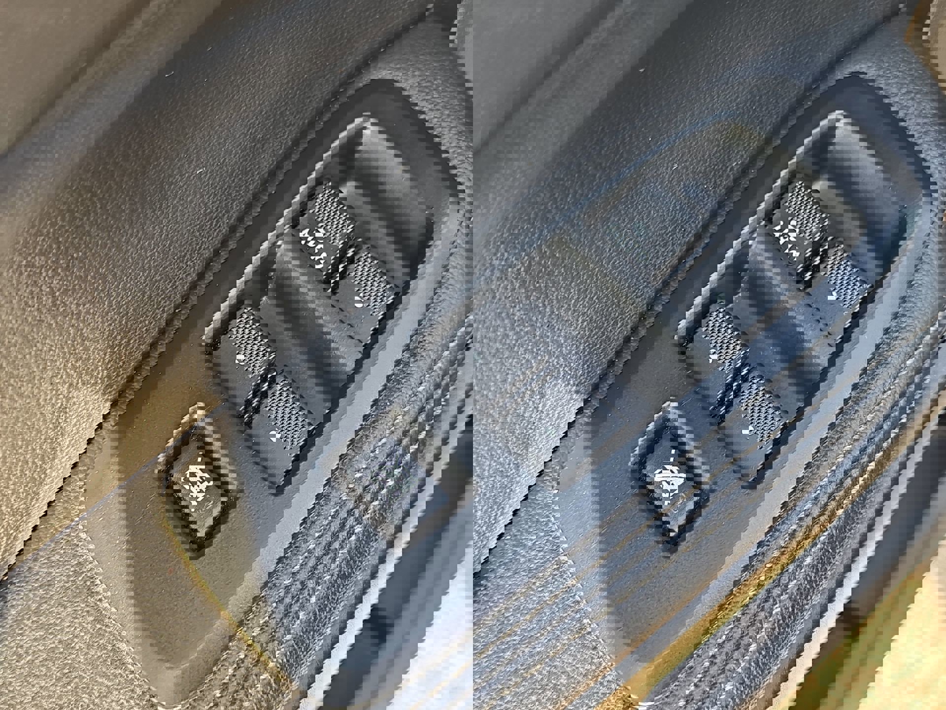 Certified 2019 Ford Ranger Lariat w/ Equipment Group 501A Mid image 14