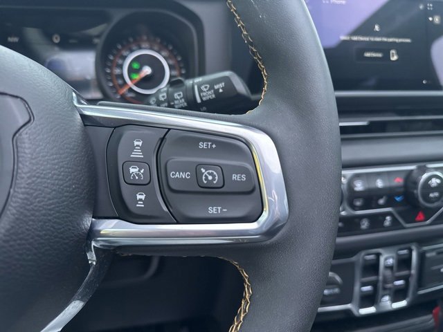 Used 2024 Jeep Wrangler Sahara w/ Safety Group image 32