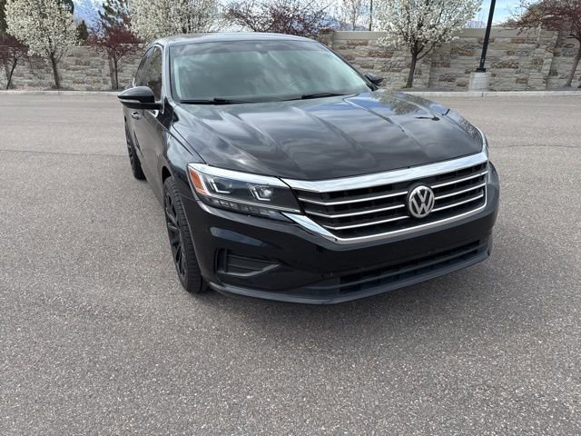 Used 2022 Volkswagen Passat 2.0T SE FWD image 11