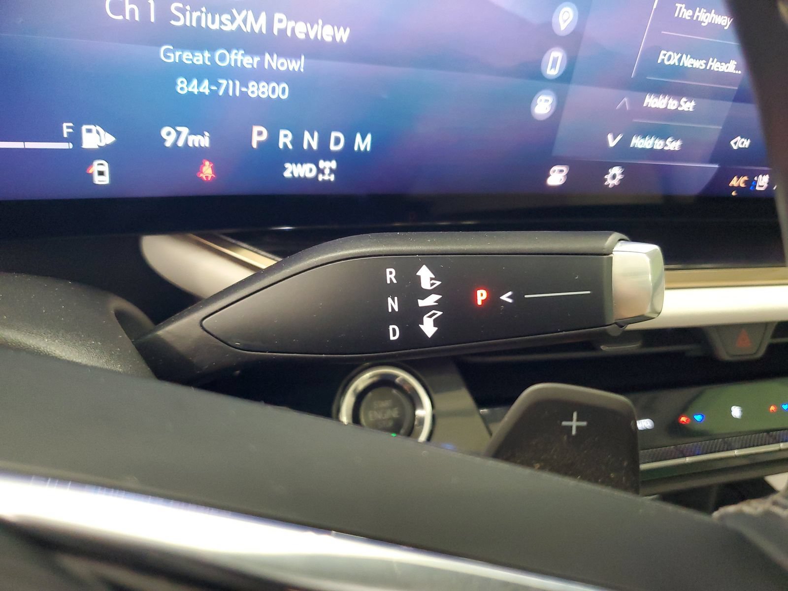 Used 2024 Buick Envision Avenir AWD/4WD image 26
