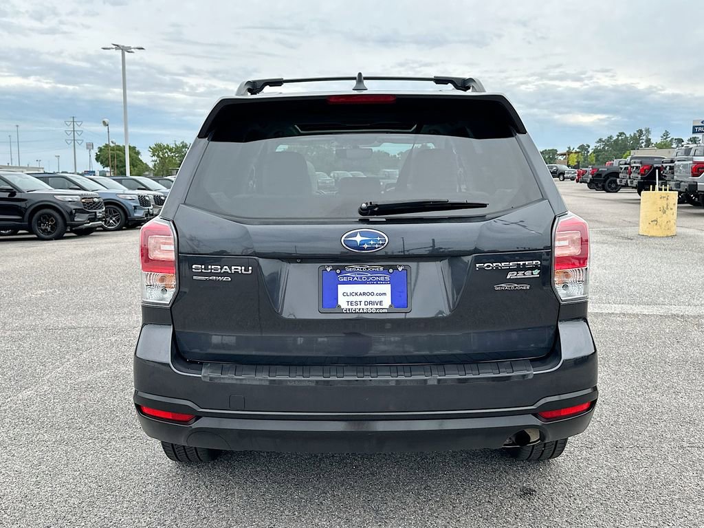 Used 2017 Subaru Forester 2.5i Premium w/ All-Weather Package AWD/4WD image 15