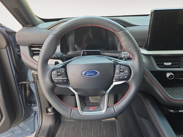 Certified 2025 Ford Explorer ST AWD/4WD image 13