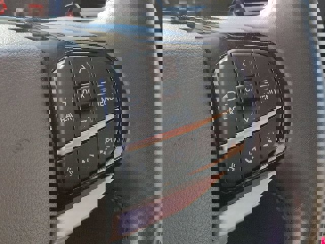 Certified 2021 Ford Explorer Platinum w/ Equipment Group 601A image 19